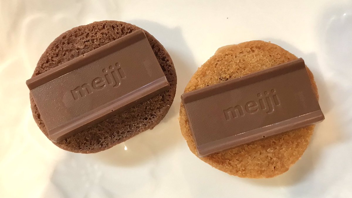 mainooyatsu's tweet photo. カントリーマアムで作る、小さなフォンダンショコラ風。これを食べると疲れが吹き飛びます🍫 https://t.co/yXzQxPfLvv