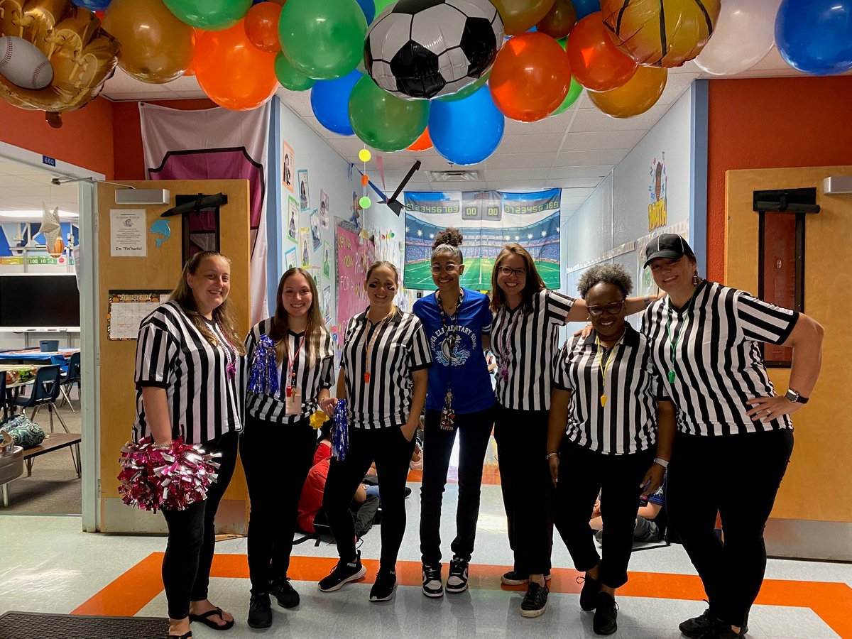 On Friday, the Apopka High School football team welcomed students to school and our scholars participated in sports-themed lessons and activities! We had so much fun! #ocpsRYS #rockyourschool