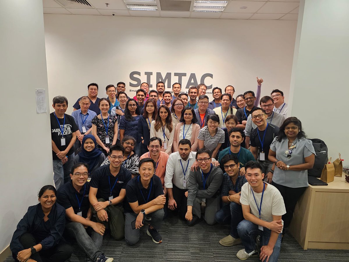 POCUSClub's tweet photo. #POCUS course in #simtac @TTSH for Woodlands Health ED and IM staff teaching an approach to the chest pain and/or dyspnoea patient.
#fusic #echofirst #echocardiography https://t.co/KJxN1JhUdJ