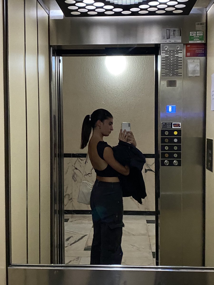 elmch5's tweet photo. vale y lo wapa q estaba el otro día kfkgkeke https://t.co/KFg4xisFde