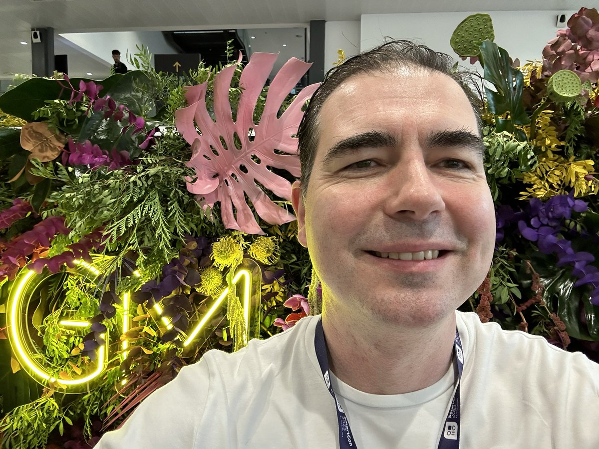 XQTStrategy's tweet photo. GM from #SmartCon23
There is also a stream if you are not in Barcelona: https://t.co/xDl6SLrWku https://t.co/cuC8F8bOgt