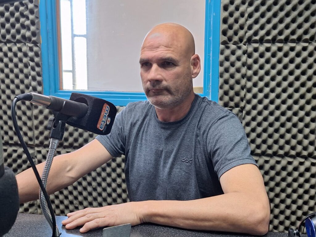 MetaRamallo's tweet photo. “LALO" ROMERO Y MAURICIO FRASCAROLI, CARAS NUEVAS EN LA LISTA DE POLETTI
El primero tiene un lugar casi asegurado en el Concejo Deliberante y el segundo sería el responsable de la delegación de Villa Ramallo 
https://t.co/MFtcPqATJ8 https://t.co/gUr86kdcPD