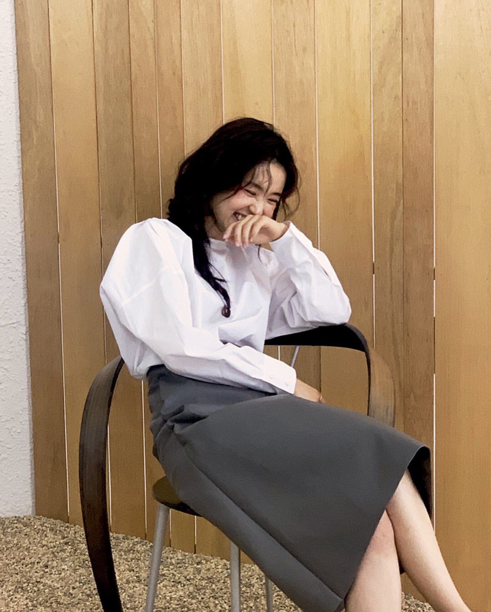 starlightwithtr's tweet photo. 김태리 비하인드 특 
: 분위기가 잘생겻어요 https://t.co/IisZaZ998U