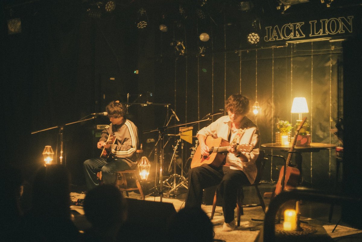 moais_official's tweet photo. 【 LIVE PHOTO📸① 】
2023.10.01(sun)大阪・茨木JACK LION
アコースティックワンマンライブ
"サイドストーリー"

photo by @pickles_0808

#ザ・モアイズユー https://t.co/I8FQ3TL5gO