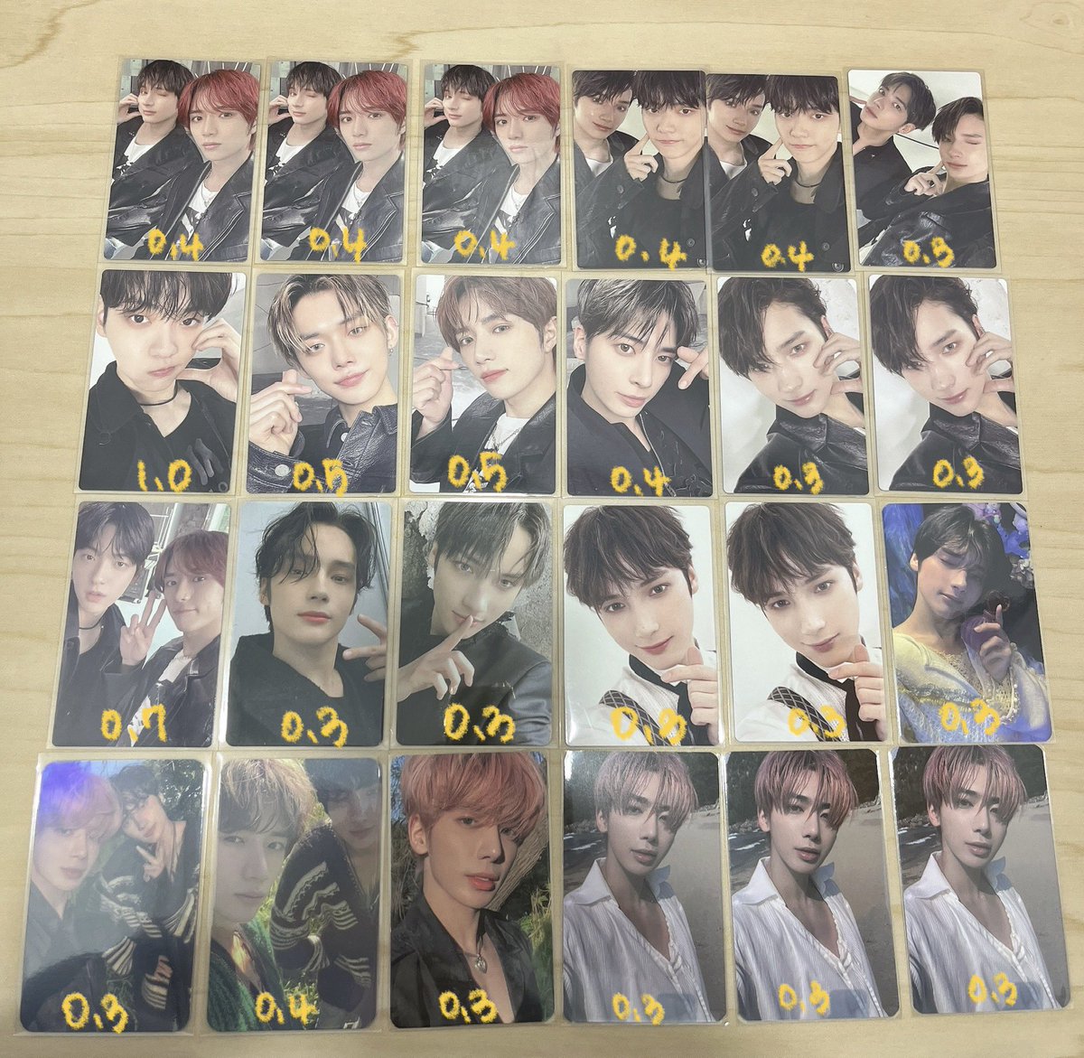 moon_lightt5's tweet photo. 투바투 포카 양도합니다! 하자 없습니다 :) 
포카 정리 중이라 최대한 저렴하게 올려봅니다 🥹 
연휴 끝나자마자 보내드려요 ☺️
모든 인증 가능하니 편하게 디엠 주세요 🫶🏻

TXT 투바투 투모로우바이투게더 양도 포토카드 포카 거래 교환 분철 럭드 특전 더네임 freefall poca pc buy sell https://t.co/YPbsdx6Sam