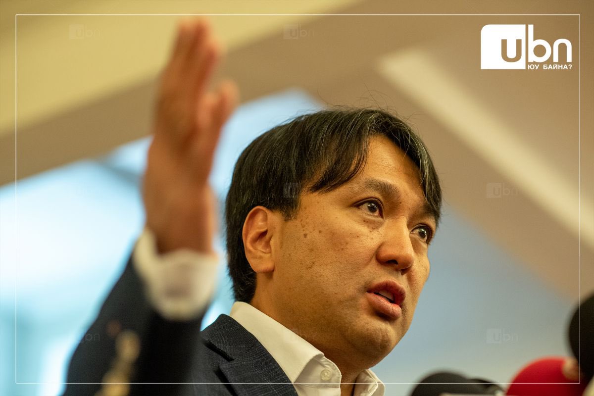 ХҮН намын 3 дахь ялалт болчихлоо 😎😎😎

1. Женког Цэц дээр аваачиж байгаад нэр дэвшүүлээгүй.
2. ҮХНӨ-ийг ганцхан гишүүн <a href="/dorjkhand_t/">Тогмидын ДОРЖХАНД</a> нь тасралтгүй ярьж, дайруулсаар байгаад 62 суудалтай МАН, 11 гишүүнтэй АН-аар хийлгээцэн.
3. Ногоон автобус гэж шүгэлдэж гарч ирээд сонгууль