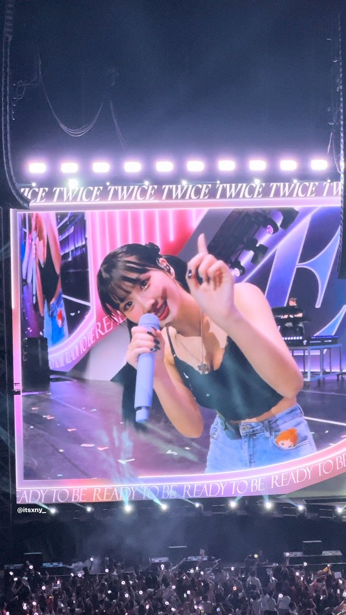 nxtcas's tweet photo. ang cutie ni momo!!! https://t.co/miMmd39XfI