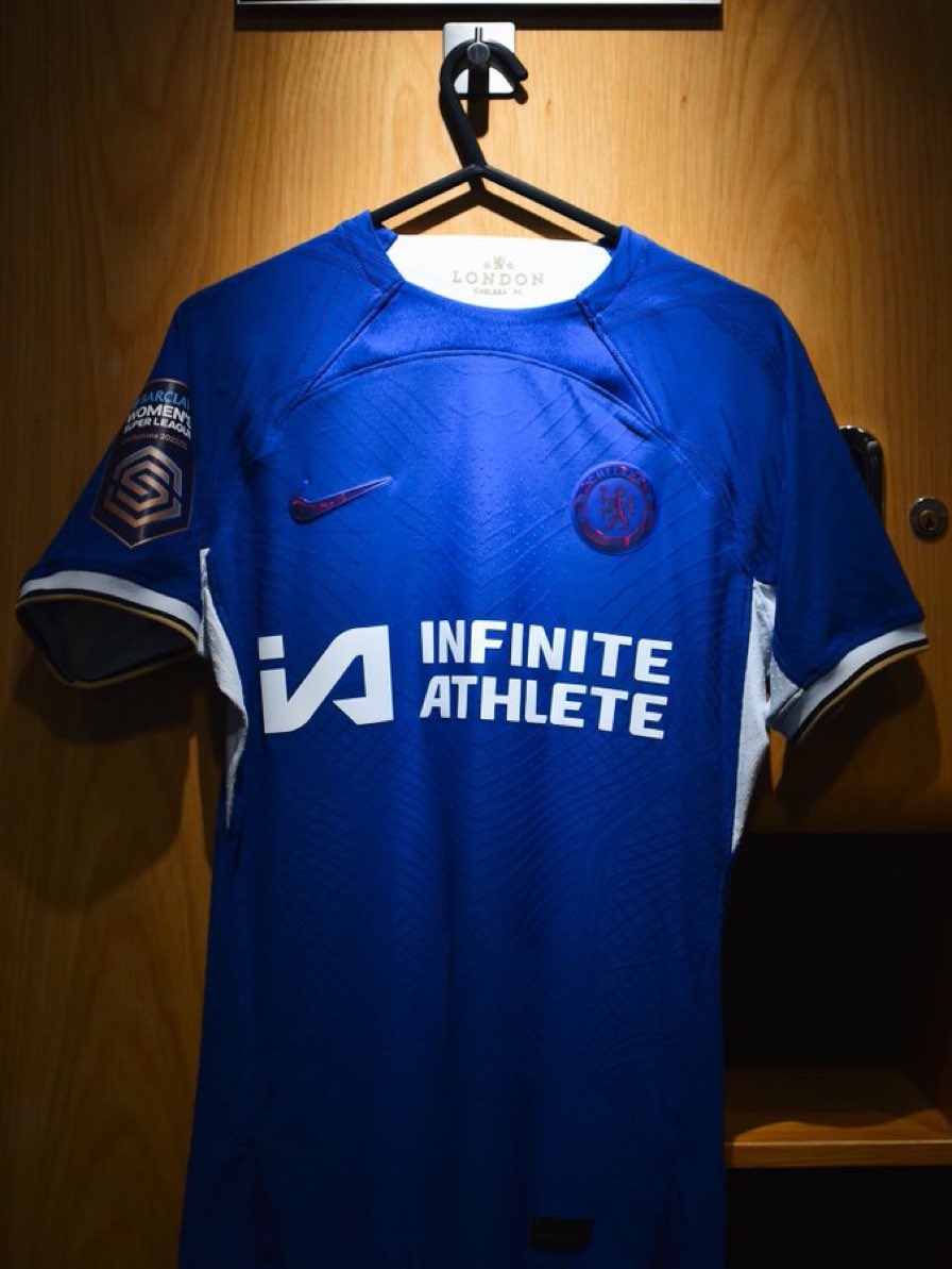 Jika Chelsea menang malam ini, saya akan berikan 1 pcs jersey Chelsea bagi yang RT tweet ini