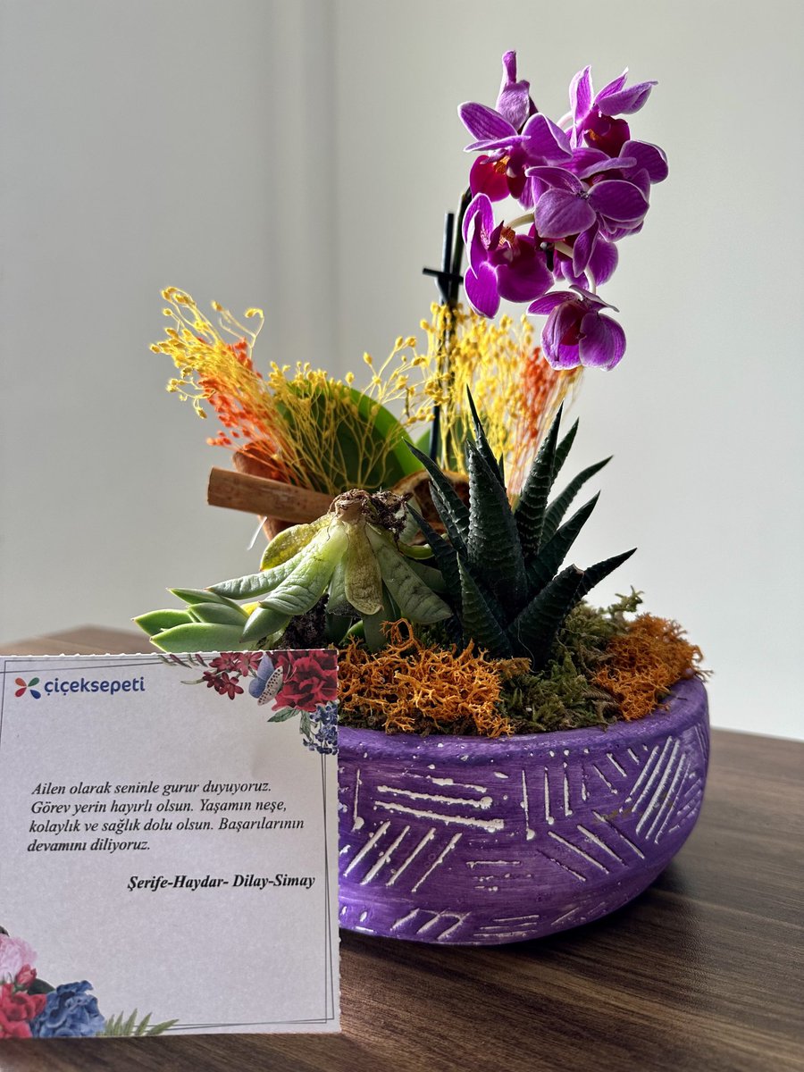 İyi ki varsınız bu güzel anlamlı hediye için teşekkür ederim 🌸