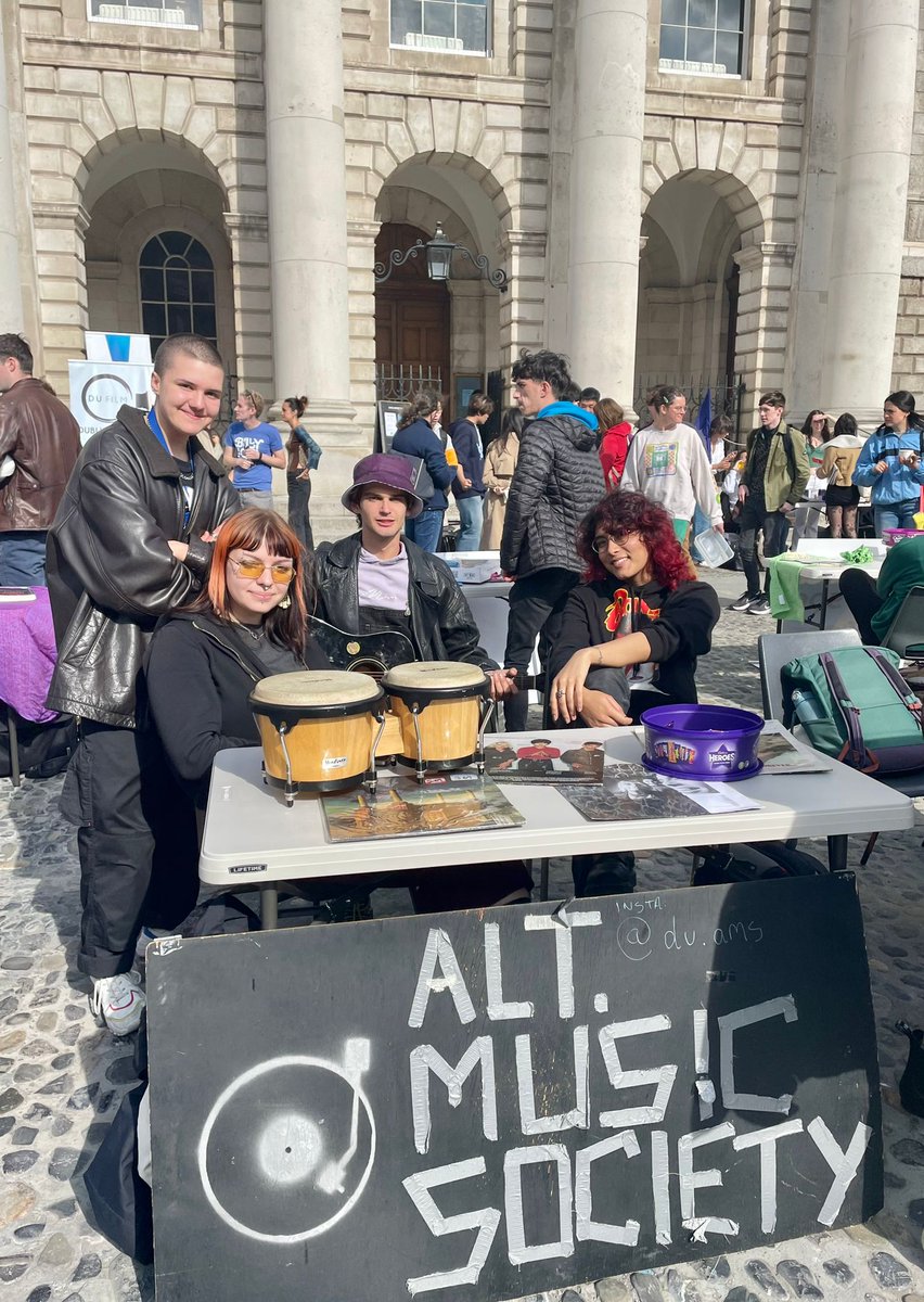 Trinity College Dublin Global tweet media