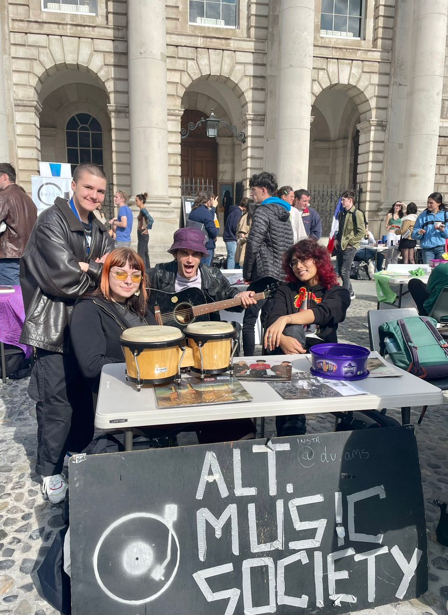 Trinity College Dublin Global tweet media