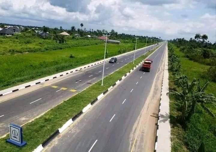 AJehovah_nissi's tweet photo. Prosperity at its peak in Bayelsa State https://t.co/On5AGnA0ig