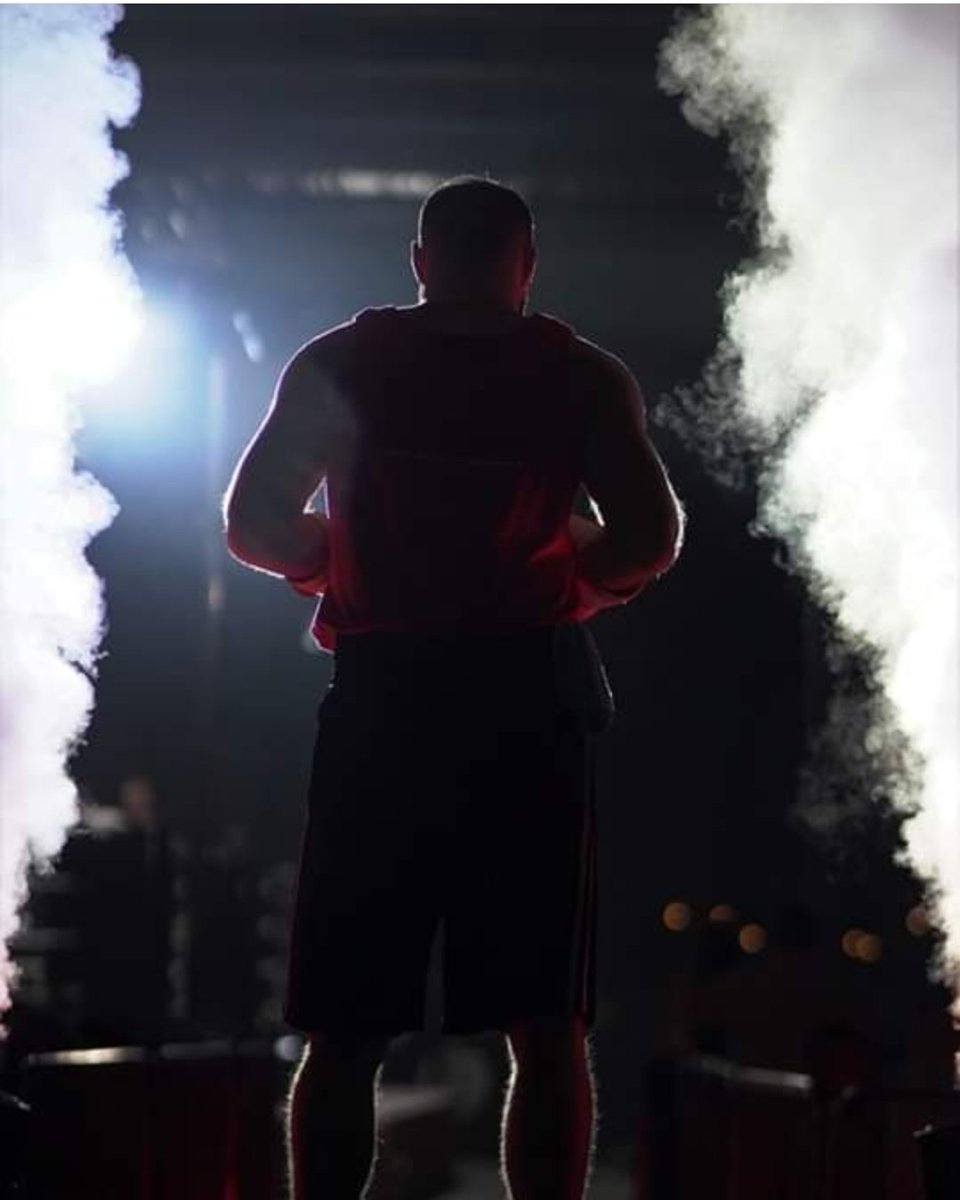 White Collar Fighter tweet media