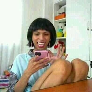 hzllsr's tweet image. Stuck between mag rereview o mag cecellphone #freshmen #prelim