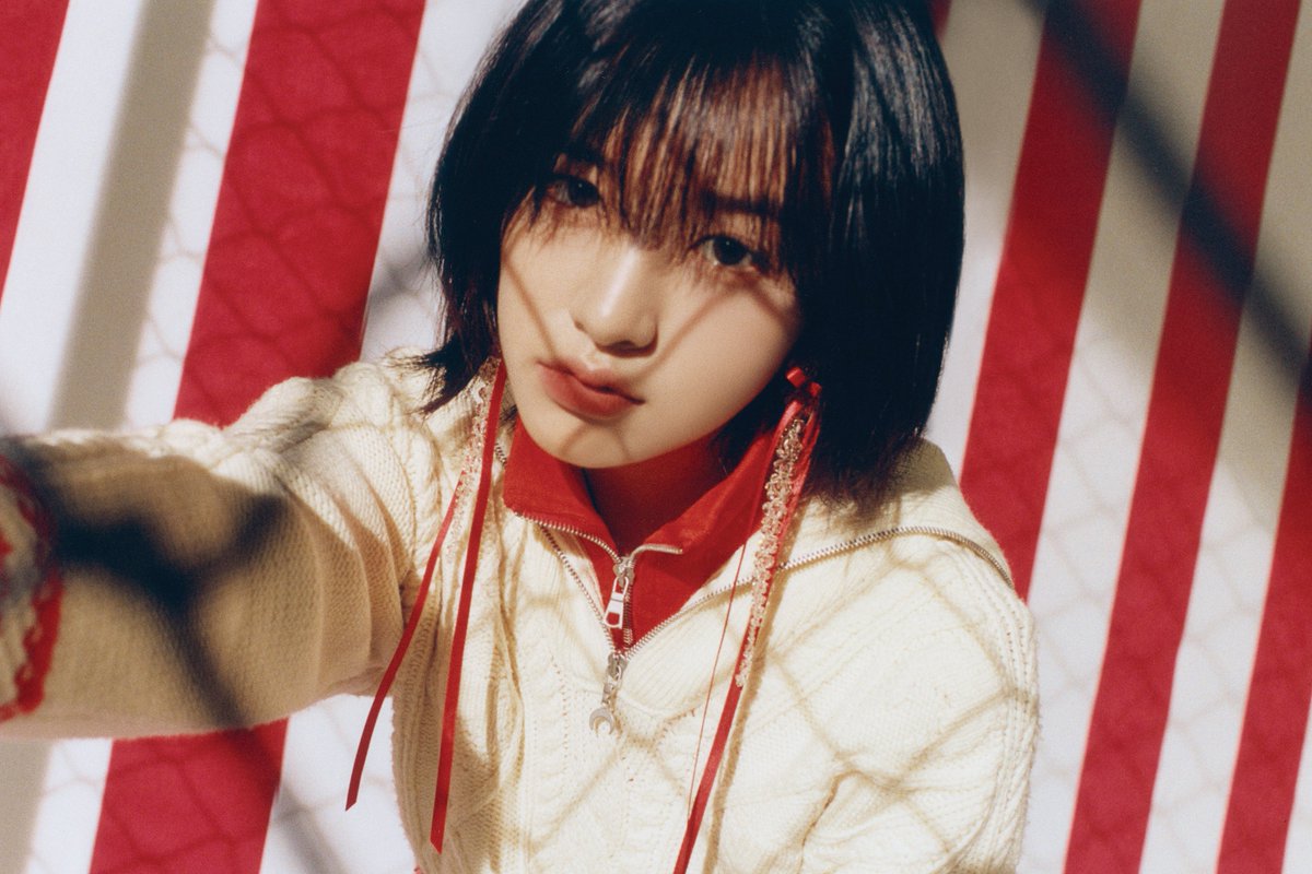 IVEstarship's tweet photo. IVE
THE 1st EP
<I'VE MINE>

Off The Record CONCEPT PHOTO
'ANYUJIN’

ALBUM RELEASE
2023.10.13 FRI 1PM (KST)

#IVE #아이브
#1stEP #IVEMINE
#Eitherway #OfftheRecord #Baddie https://t.co/EXD8xEKICr