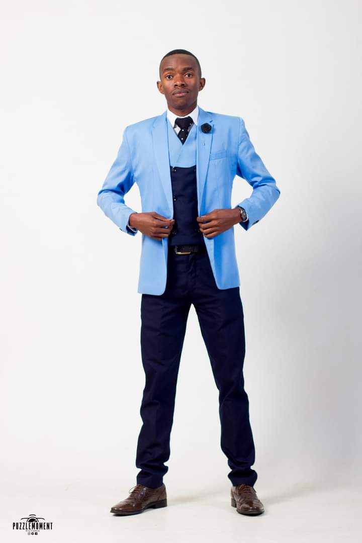 UMSAPHAZI tweet media