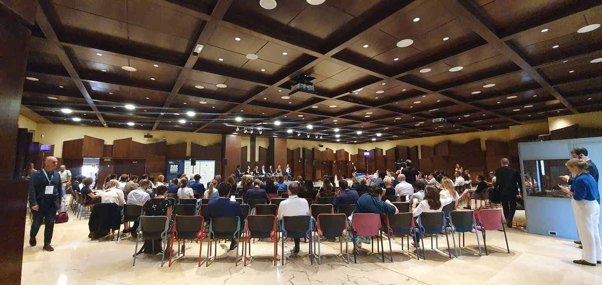 IsabelPenalosa's tweet image. What roles can philanthropy and aid play in developing impact investing products and services for marginalized and underserved communities? #GSGSummit #caminoalimpacto @SpainNAB Hanna Surmatz @philea_eu @Anesvad @OpenValueFound