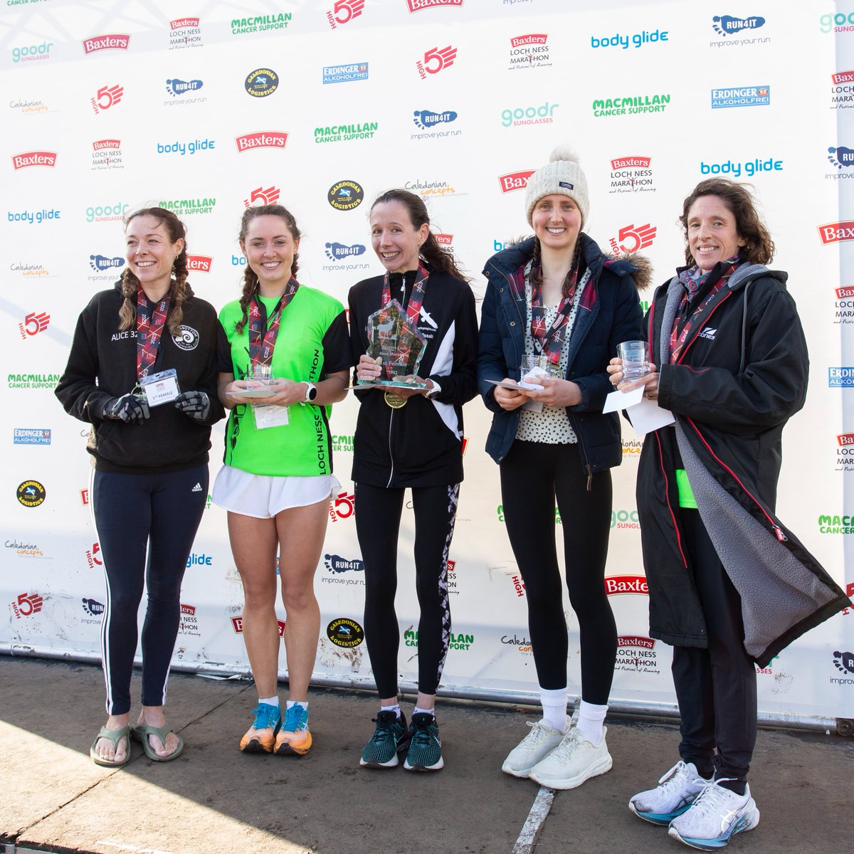 nessmarathon's tweet photo. Congratulations to top 5 women in 2023 Baxters #LochNessMarathon🙌
🥇Melissah Gibson @ealingeagles 2:43:45
🥈Doireann Hughes @EdinburghAC 2:56:03
🥉Rosa Donaldson, Glasgow Uni Hare &amp; Hounds 3:02:40
🏅Carolyn Hay @MansfieldHarriers 3:03:09
🏅Alice Bernstein @RammyRunClub  3:10:47 https://t.co/Ee2mUU5lWv