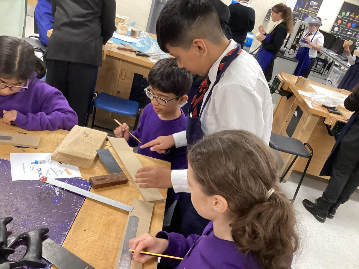 LadybridgeHigh's tweet photo. Today we're welcoming @LostockPri pupils who have been experiencing #designtechnology lessons with @ladybridgeDT . Some excellent skills on display and great levels of concentration! 🪚🥽 #communityengagement #dt #design https://t.co/3mQHTfcgDN