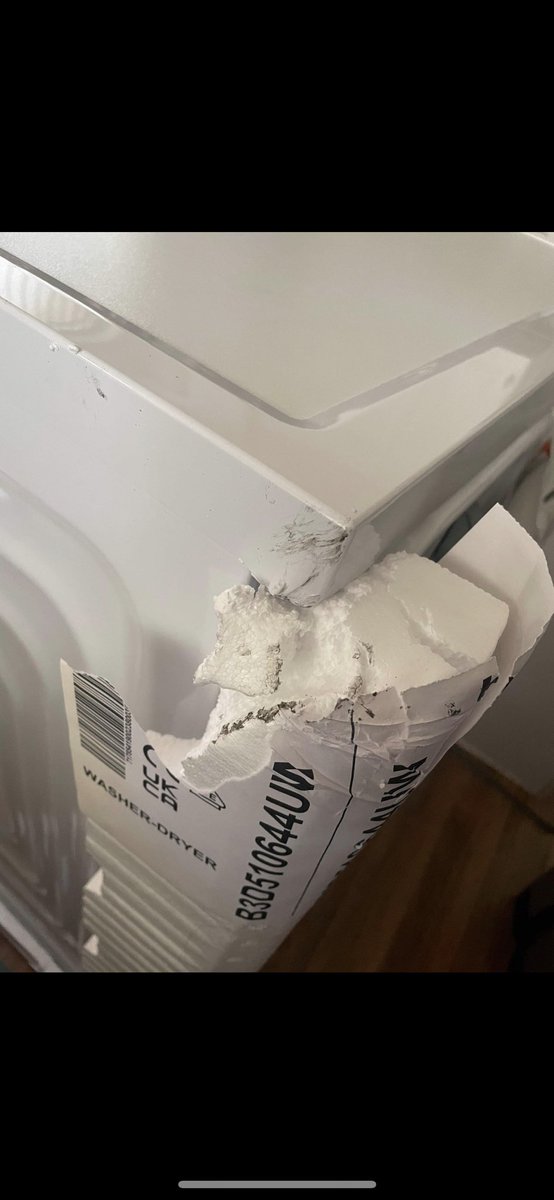 98Chaz's tweet photo. @currys bought a ‘Brand New’ washer-dryer which arrived yesterday which has been damaged and clearly used. Then spend 30 minutes on the phone to your customer service, only to be told that I need to contact the manufacturer to receive a new one.. https://t.co/s9itiMuFdJ