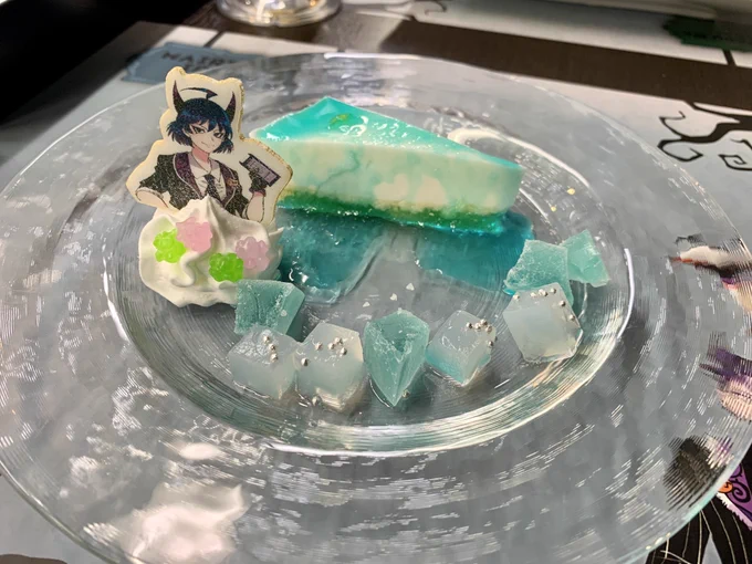 魔入間&魔主役コラボカフェ、堪能して参りました!1枚目はなんかそういうポジのお2人ドリンクセット 