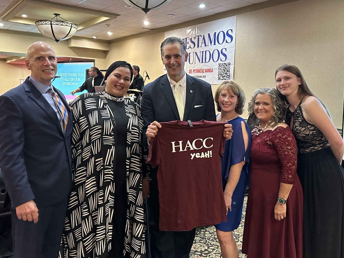 @PADEPSecretary was the keynote presenter at Estamos Unidos and encouraged the scholarship recipients to (1) Dream BIG! (2) Remember that hardships don't have to hold you down and (3) People love you! @HACC_info #HACCyeah