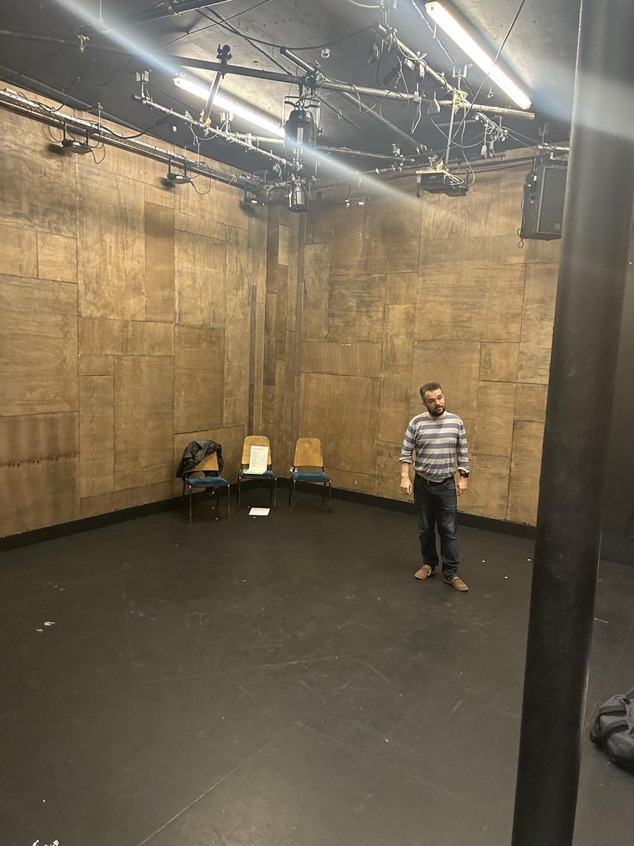 YetToBeUK's tweet image. 🎭Last week we were lucky enough to use the fab space at @WardrobeTheatre to begin rehearsing our new show in development 'Free Will &amp;amp; Other Myths.' Bristol, get ready because we're bringing this to @AlmaBristol this Thur &amp;amp; Fri, 8 pm! Join us then! Don't miss out! 🌟🎤✨