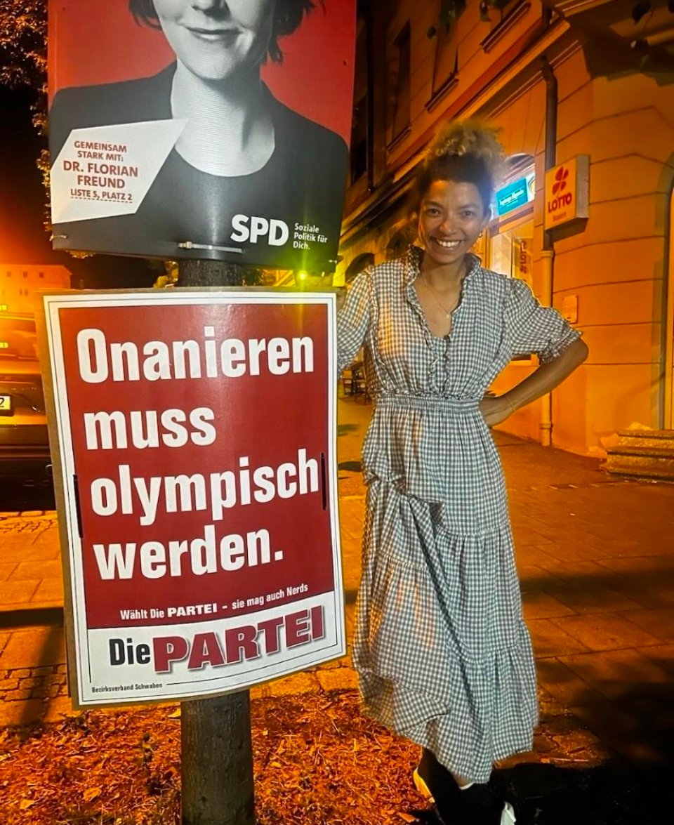 MartinSonneborn's tweet photo. Wahlkampf in Hessen und Bayern (890) https://t.co/PJtRbNv7PE