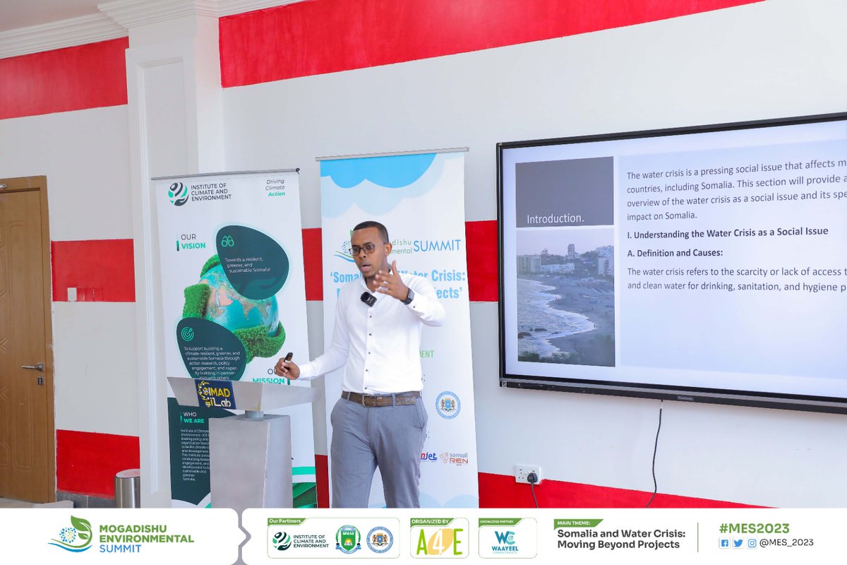 Mhussein35's tweet photo. "Water crisis in Somalia is a pressing social issue". Abdirahman Mohamed Dahie, a lecturer and Researcher, highlighted the need for infrastructure development, community mobilization, and policy reforms to address this challenge effectively.
#MES2023
#MovingBeyondProject https://t.co/CaZsUMUVX4