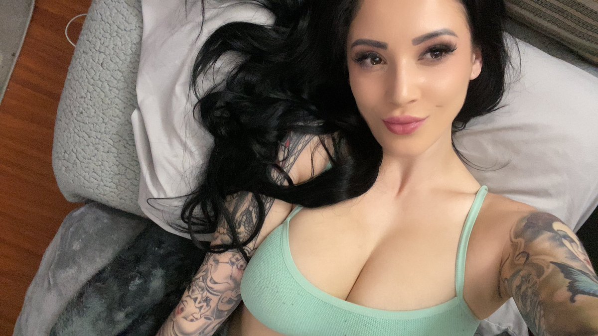 Rainy day fun on all my sites 💕😝😈