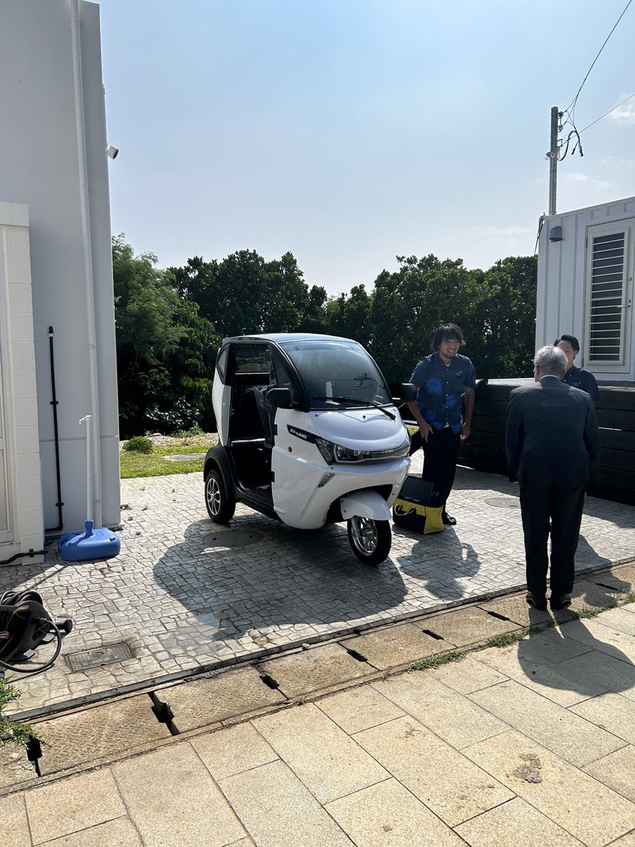 ev_land's tweet photo. //EV-LAND// 沖縄宮古島へZINMAを納車させていただきました✨宮古島でヴィラでZINMAをご使用いただき、宮古島観光を満喫してみてください♪ #evland #ZINMA #ev #電気自動車 #電動バイク #トライク #トゥクトゥク #沖縄 #宮古島 #観光 #海 #納車 https://t.co/IJ8renC9yd