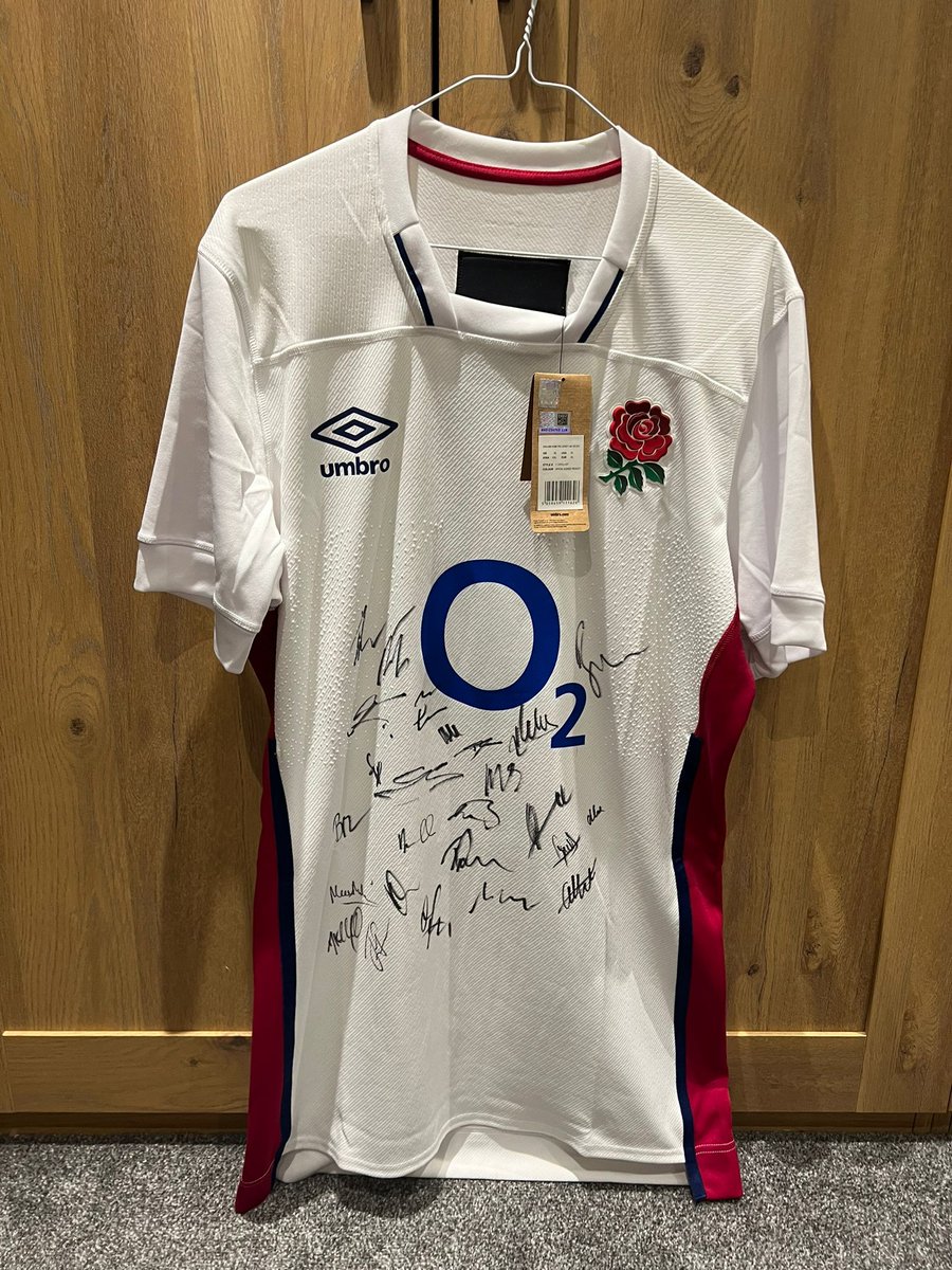 * FOR SALE - @EnglandRugby 2023 PLAYERS SHIRT - SIGNED BY THE SQUAD * Fabulous shirt gifted to @SammPowell Testimonial Bidding price to start at £200 and ends Sunday 8th October at 6pm Good Luck!