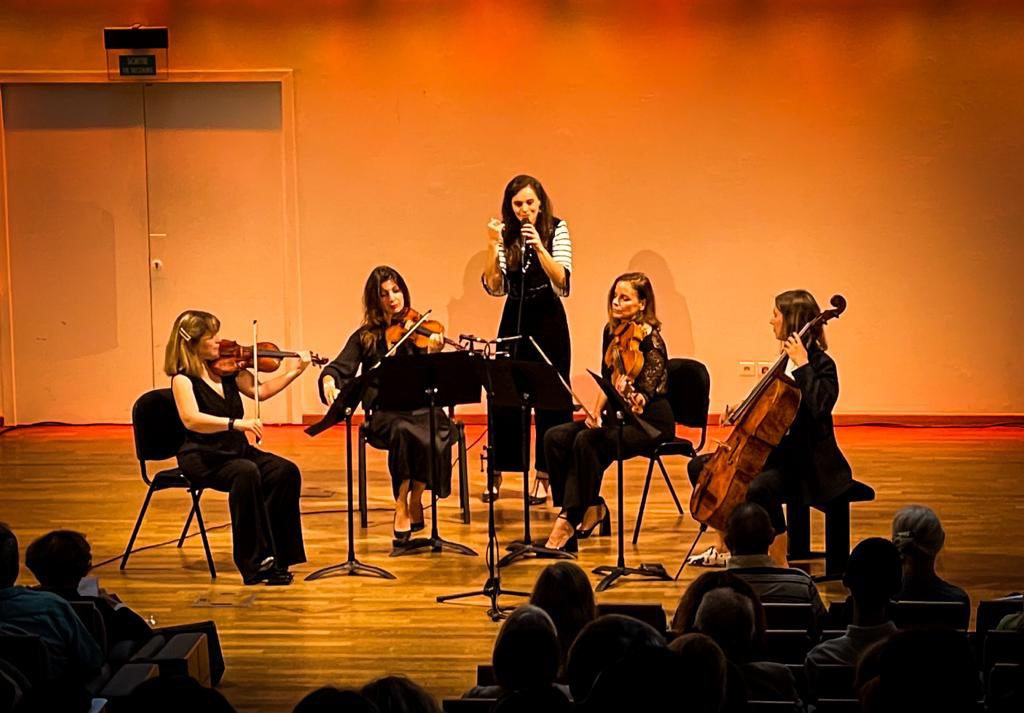 Amanda Favier tweet media