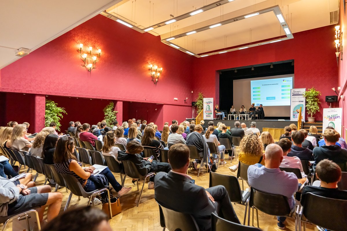 cc_cotefleurie's tweet photo. #événement
🚀 Clap de fin de cette 2ème édition de notre semaine-événement dédiée à l’emploi, à l’orientation et à la formation #ObjectifEmploi. Une semaine riche en événements, en rencontres et en découvertes.
👉 Maintenant, retour en images sur cette semaine ! 📷 Bab XIII https://t.co/18w127owuX