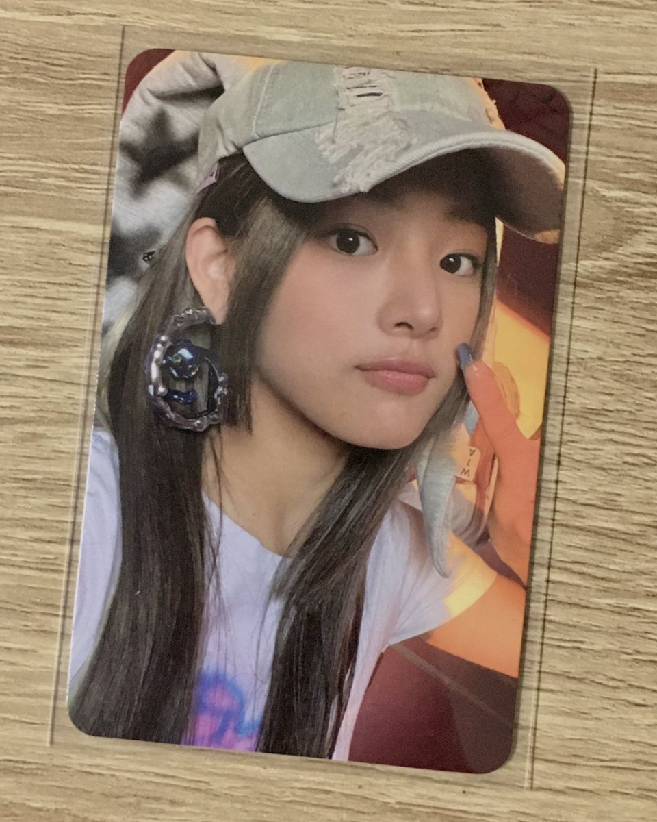 stochaerrymilk's tweet photo. ♫₊˚.🛒✮ hello, pusa ! mail ˙ᵕ˙

     𖦹 minji bunny hat finally arrived ! she came home safely and super thank you for my bffie for letting me adopt her. until our next one, juwibb! 🫶🏻

#hellopusamails | #byjuwi @juwories 💗 https://t.co/lm3KsKslXG