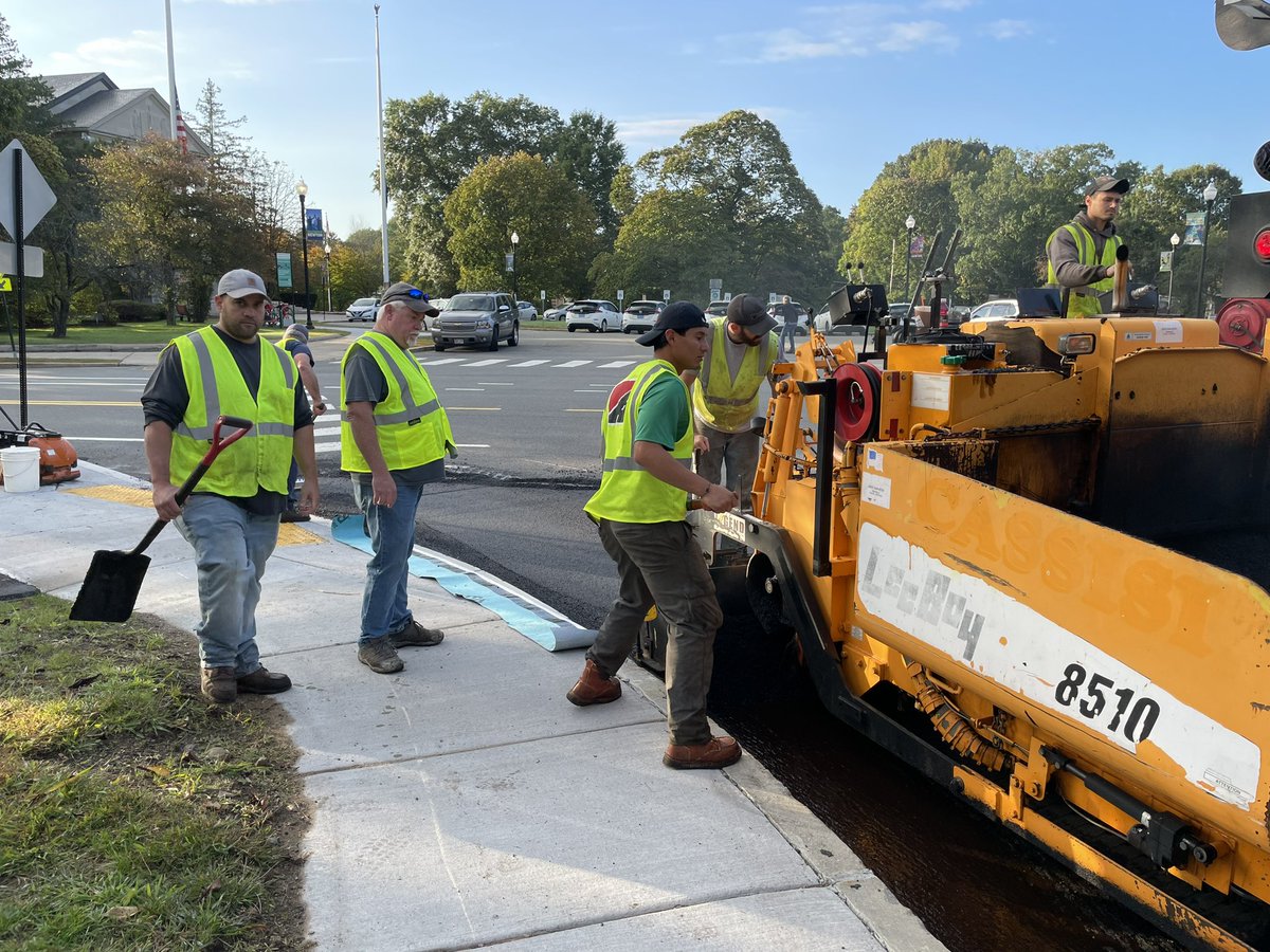 Comm Ave carriageway- Beaumont to Higgins, resurfacing this week.