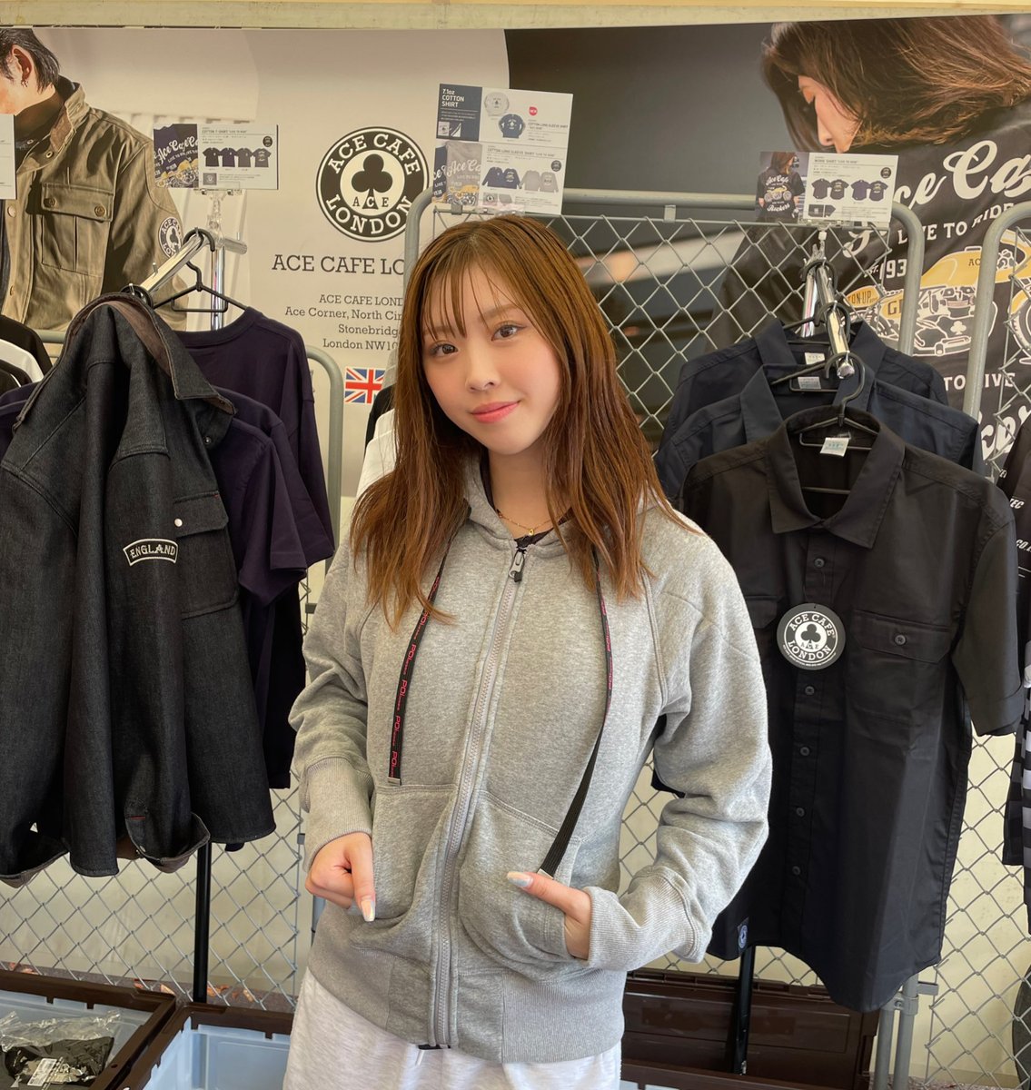 i_am_senna_s2's tweet photo. 黒、グレー
どっちも可愛い♥️

プロテクターついてるから
バイク乗る時パッと着て外でれるー！！
シルエット綺麗すぎ！！！

私はSサイズにしました🙋‍♀️

https://t.co/gUi63JteeI https://t.co/eiFaMMUXiO