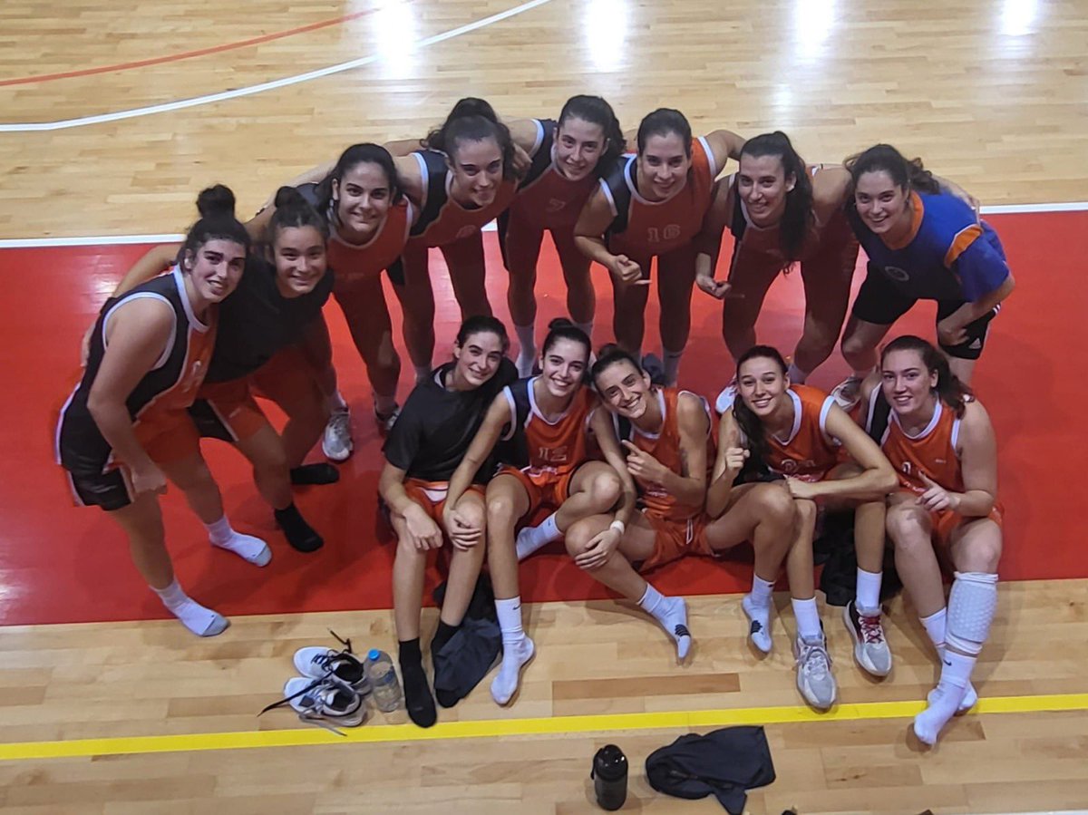 safaclaror's tweet photo. RESULTATS | 🏆 Copa Catalunya Femenina

@CBValls 3️⃣3️⃣
#SenAFem 5️⃣8️⃣

💬 Partit on aconseguim treure minuts de qualitat, apropant-nos a la versió que volem ser. Bon esforç, amb les idees cada cop més clares i millorant les connexions entre nosaltres. 

#SafaClaror | #ForçaSafa https://t.co/W4uATx3ULt
