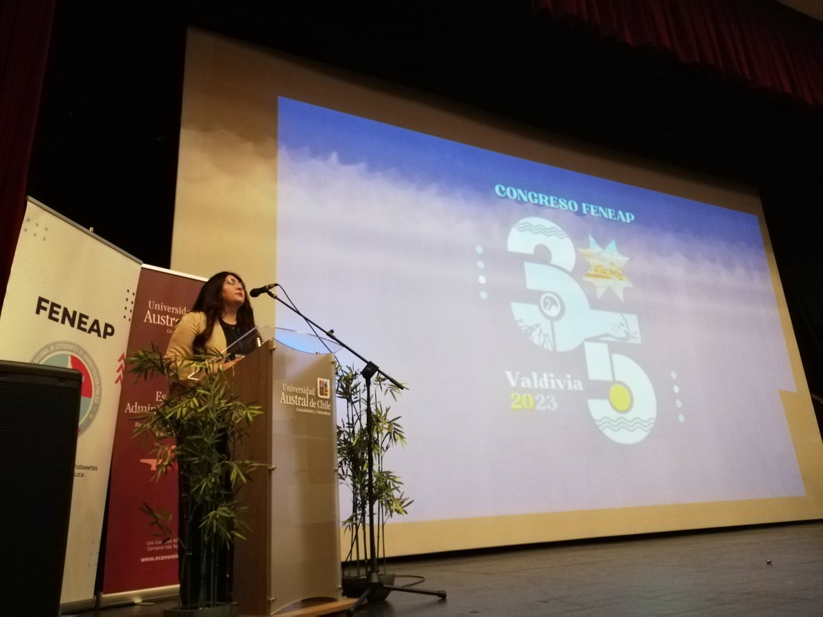 faceauach's tweet photo. En el Teatro Lord Cochrane estamos inaugurando el 35° Congreso de Estudiantes de Administración Pública, #FENEAP que este año tiene como anfitriona a la Escuela de Administración Pública @UAustraldeChile, sede #ValdiviaCL https://t.co/PGdyjk3BDr