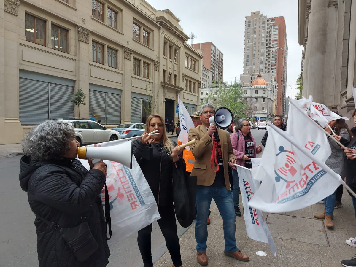 No bajaremos los brazos hasta lograr que se respete la seguridad y mejoremos la calidad de vida de los trabajadores y trabajadoras del comercio. #cierreconercio19horas