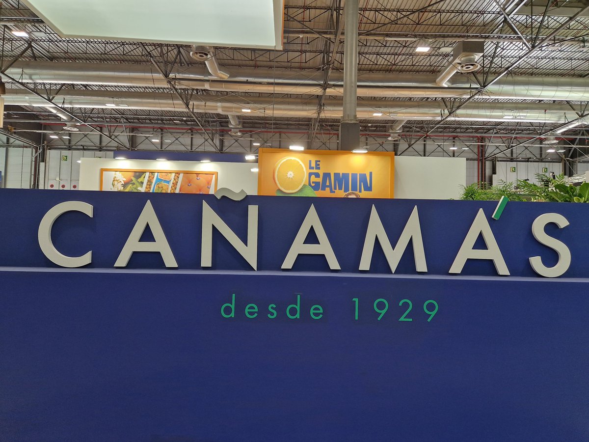 ¡Todo listo para mañana! 
Os esperamos en el stand 3C13 en #FruitAttraction23 🍊😄