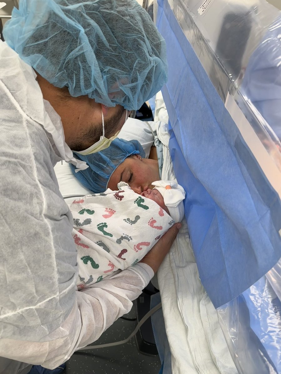 CoachRRyan's tweet photo. Welcome to the world Tatum! Our beautiful baby girl decided to come a bit early but everyone is happy and healthy! #dadlife #happyday #strongmomma https://t.co/C01mjKLAyz