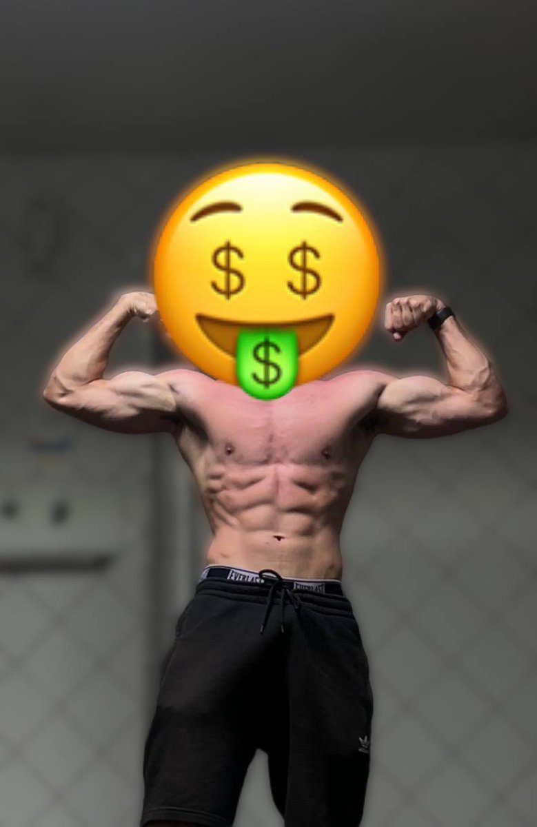MasterJohnny03's tweet photo. Worship the King, your only god! Your money belongs to me!

Adorem o Rei, seu único deus! Seu dinheiro pertence a mim!
@RT4Masters2 @MASTER_UPDATES https://t.co/oCaAyHdY7q