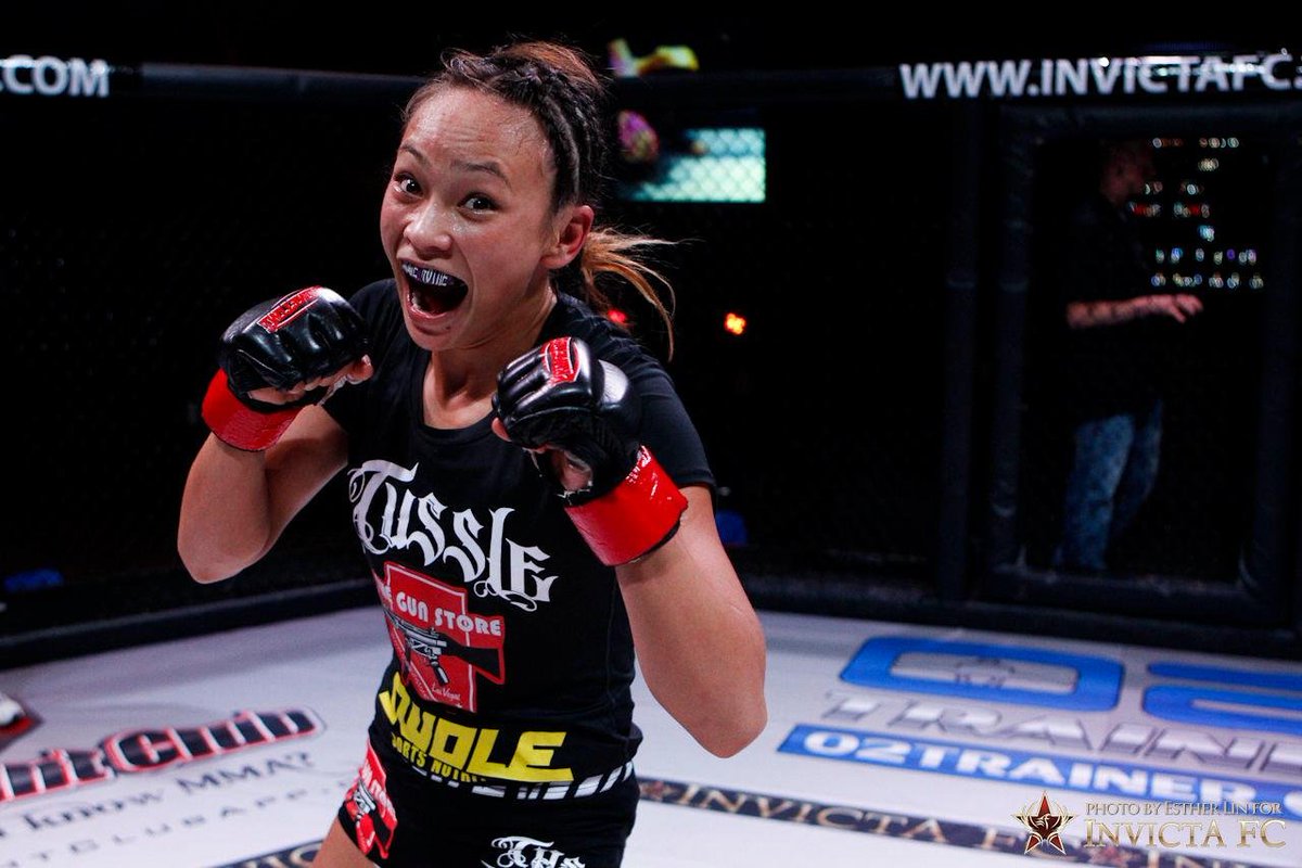 InvictaFights's tweet image. This month in #InvictaFC history: @halleberry filmed for  Bruised  (10/4/2019 #InvictaFC37), @karatehottiemma made her debut  (10/6/2012 #InvictaFC3) on the same card that @JessicaPenne won the atomweight title. And on 10/27/23 for #InvictaFC54 we'll make our East Coast debut!
