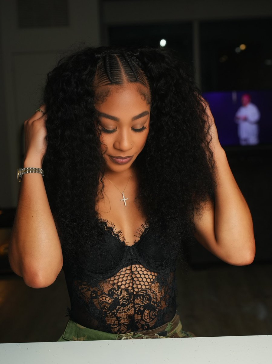 Alycia Baumgardner tweet media