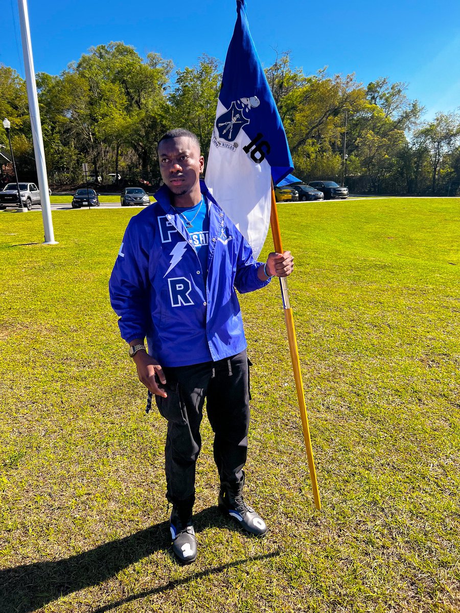 ThoughtsFromDev's tweet photo. Happy founders day to all the skunks out there! 🦨 #PershingRifles #SCOONEY ⚡️ https://t.co/H1DMZcLHHj
