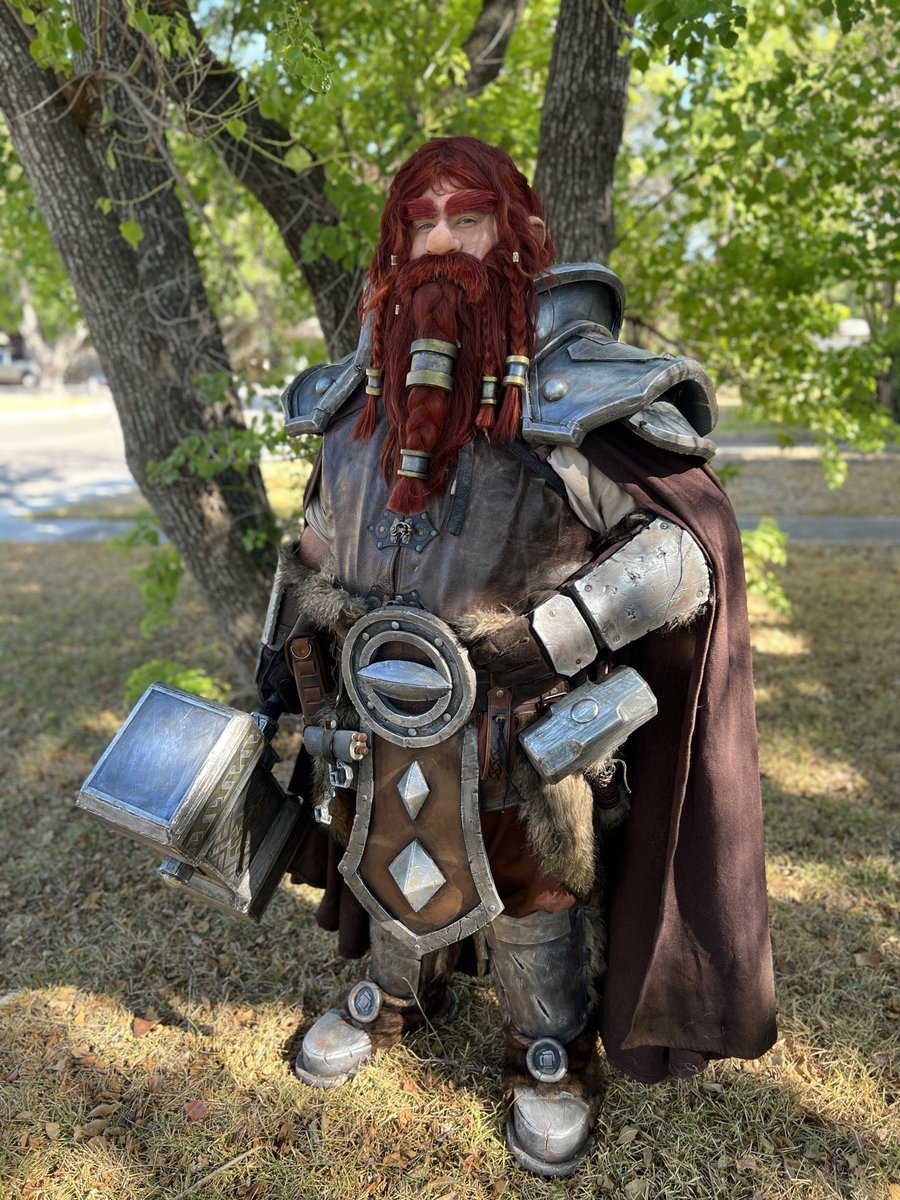 JenEricLive's tweet photo. last night I threw together a really rushed and crappy hack-job of Dordwyn in game using (Mostly) recolored existing assets and some copy and pasting of fur from the Dwarf Heritage Armor belt. It looks so bad I thought about not sharing it but whatevs, it's just for fun. https://t.co/PSWwlgaEVK