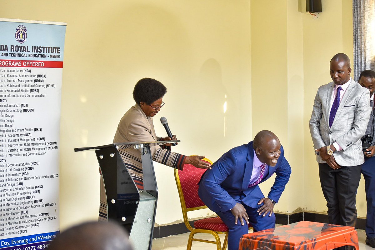awamala33's tweet photo. Today  marked my last day as Principal of our great Institution. I have  this evening officially handed over office to the new Principal Oweek, Joseph Balikuddembe Ssenkusu. I Wish you all a nice stay and God's blessing now and always.@MathiasMpuuga @cpmayiga https://t.co/uf1vzUKlJC