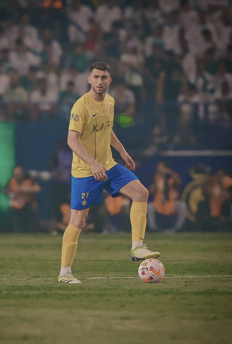 nfc2ka's tweet photo. #LaporteDay
ما يشفي الشُوق إلا لقيَّاك
ويا حلو اليوم دامني فيك موعود 💛 https://t.co/TkntUUccX6