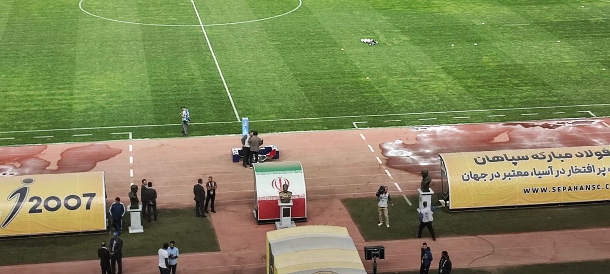#الاتحاد_ساباهان
#دوري_ابطال_اسيا 

,,عودة لاعبينا من ايران انشاء الله
تصلوا بالسلامه ومبروك لكم النقاط الثلاث بدون عناء ورؤسكم مرفوعه عالياً
لانمجد تماثيل ولا اصنام